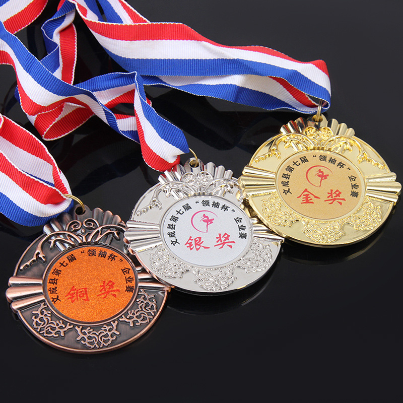 Medalla de bronce metálica universal para competiciones deportivas, medalla conmemorativa de aleación de zinc en oro, plata y bronce con diseño de loto.