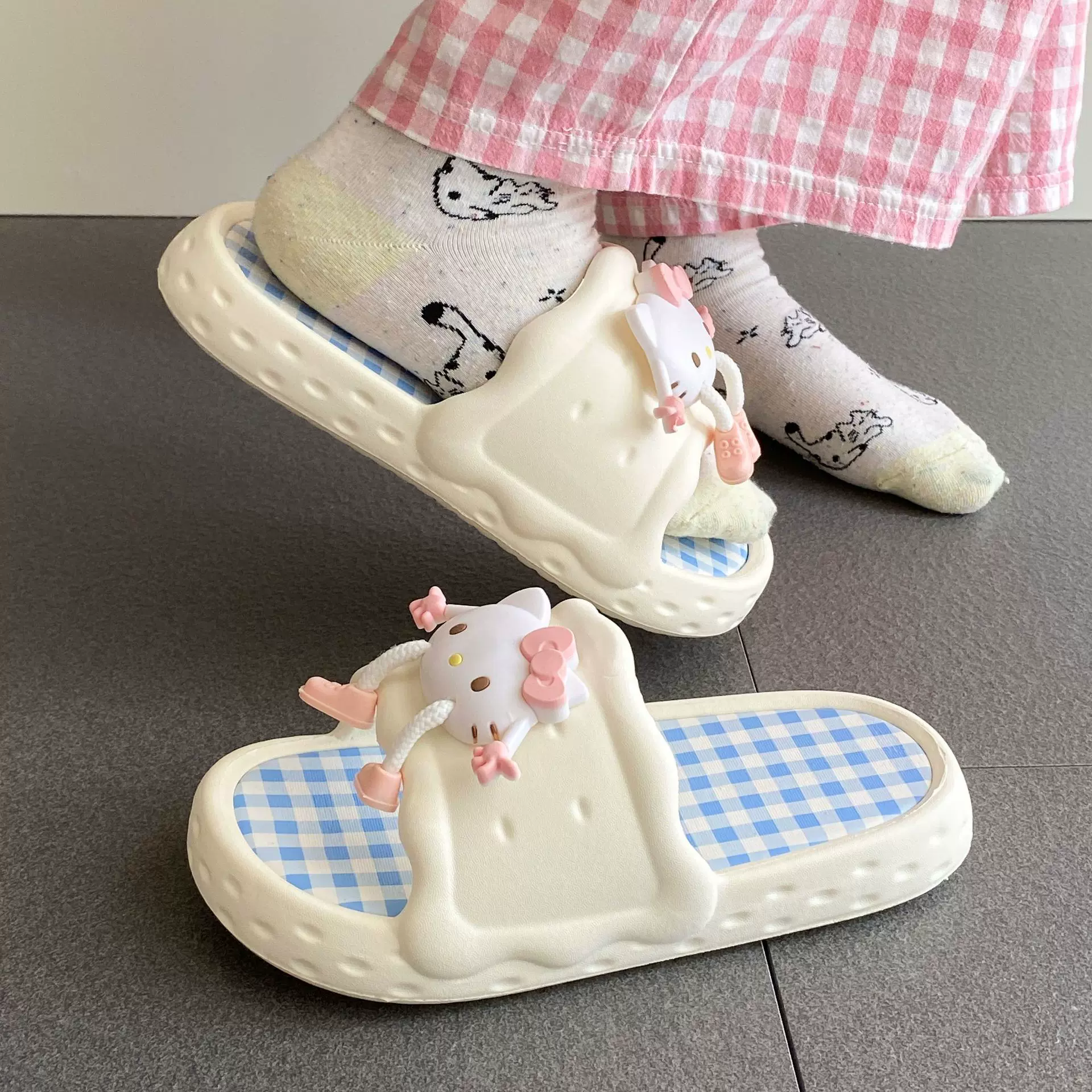 开学季夏季居家厚底踩屎感宿舍外穿凉拖浴室洗澡防滑防臭拖鞋女款