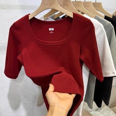 2025秋季露锁骨螺纹中袖方领修身T恤女装五分袖显瘦上衣打底内搭