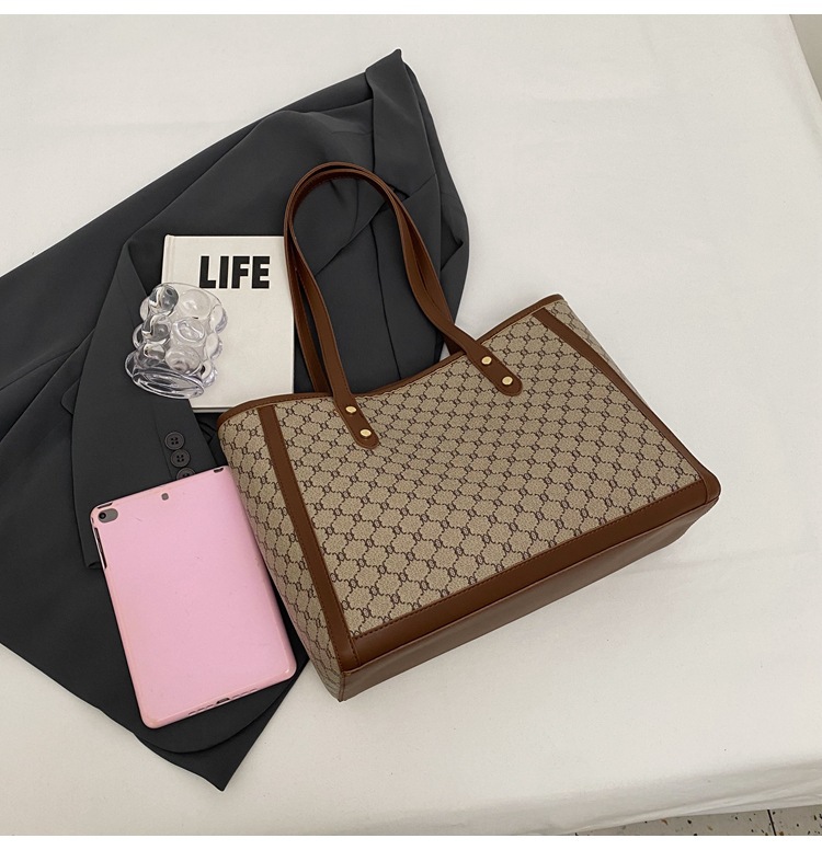High-end, stylish, versatile, hand-carry bag for women, 2025 new trendy and popular single-shoulder bag with large capacity tote bag undefined