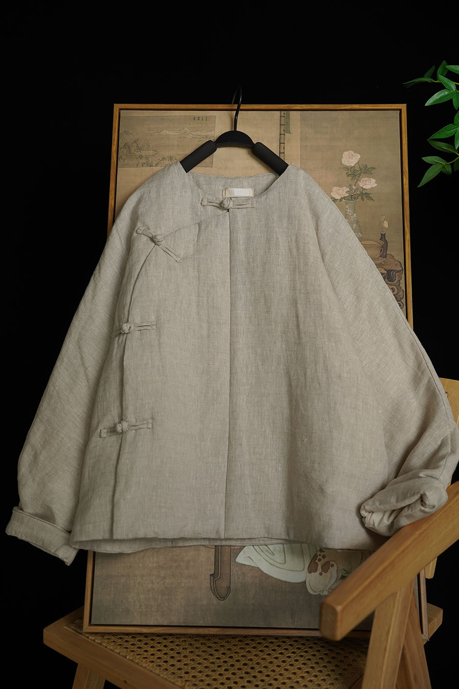 2024冬の新型復古風純色亜麻丸襟斜襟手回しボタン側開綿服351x