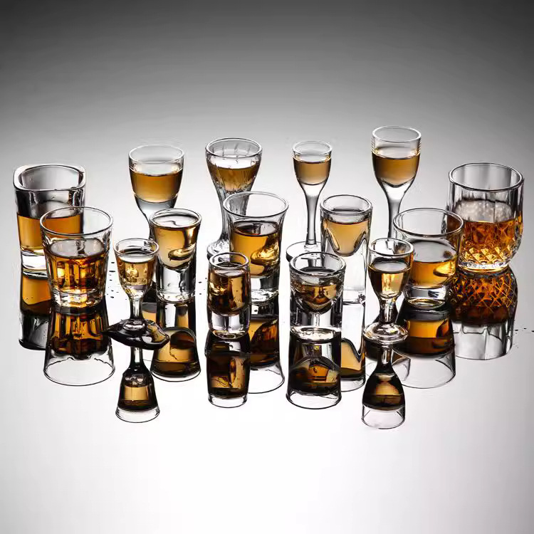 家用玻璃白酒杯小酒杯高脚杯一口杯子弹杯商用茅台杯KTV酒吧印制