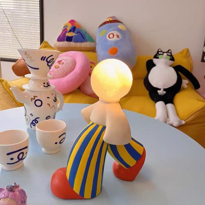 Dopamine Character Table Lamp Desktop Ornament Modern Living Room Wine Cabinet Night Light Decoration Atmosphere-Enhancing Decor