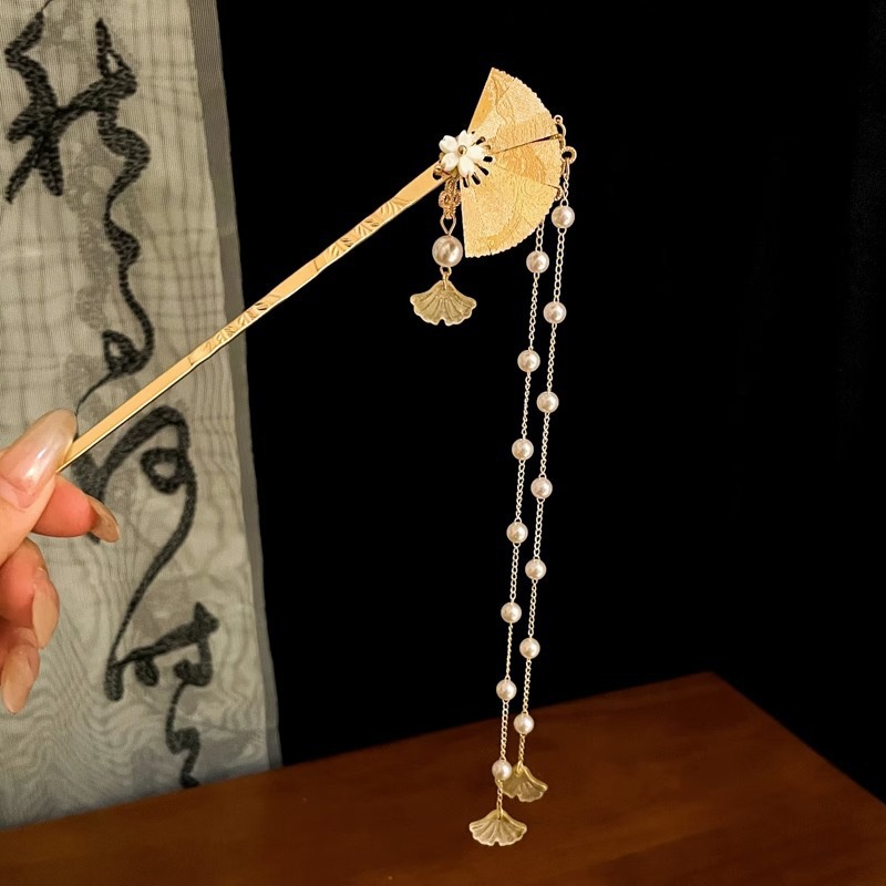 Pasadilla luminosa con pinzas de lámparas, lámpara de útero, pabellón de linternas, lanternas de bordas, adornos de cabello, jardín de viajes del Medio Otoño, pinzas de cabello