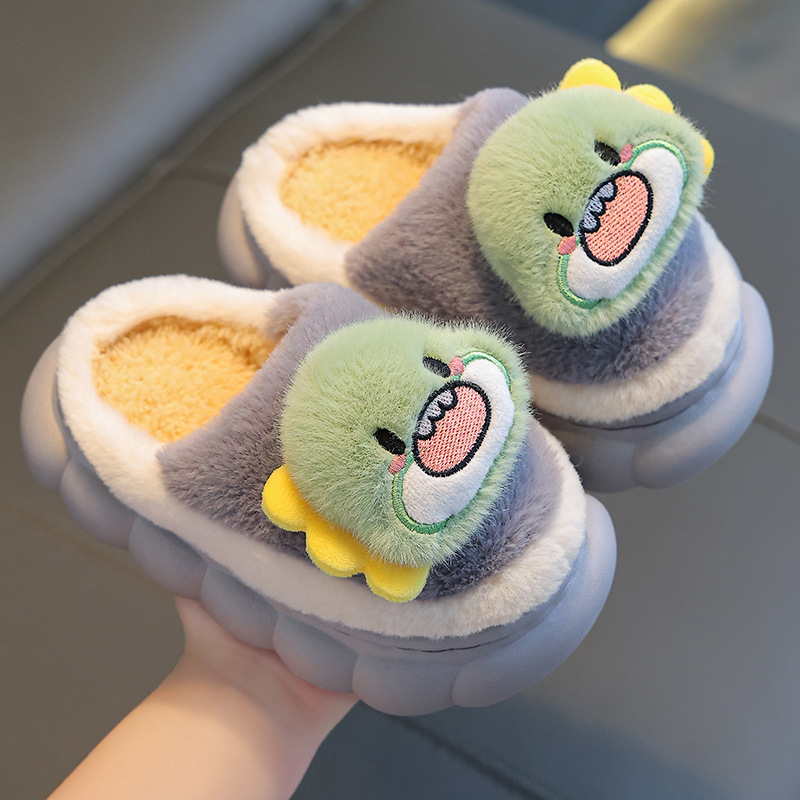 Zapatillas de algodón para niños invierno 2023 nuevos niños y niñas lindos de dibujos animados punta cerrada Zapatillas de algodón cálido zapatillas de felpa