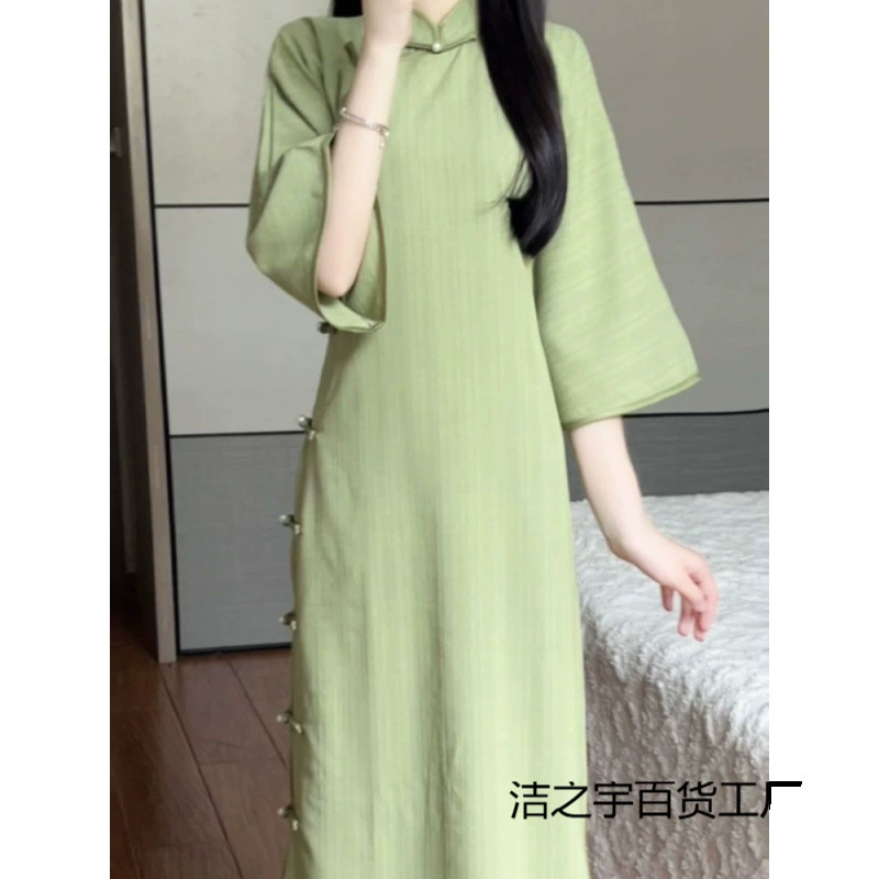 Green summer lightweight retro cheongsam