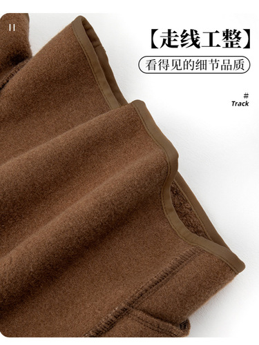 Women's Off-White Lamb Wool Shorts, Outerwear for Autumn/Winter, New High-Waisted A-Line Slimming Short Boots for Petite and Casual Wear