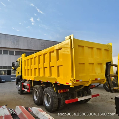 Yük maşınları Injection Dump Truck Rear Eight-Wheel