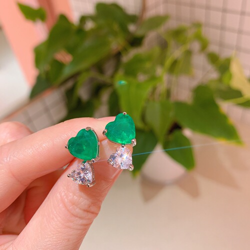 Vivian Jewels European and American Style Simulated Emerald Heart Pendant Earrings Set with Main Stone 10*10, Drop Pendant 20*20