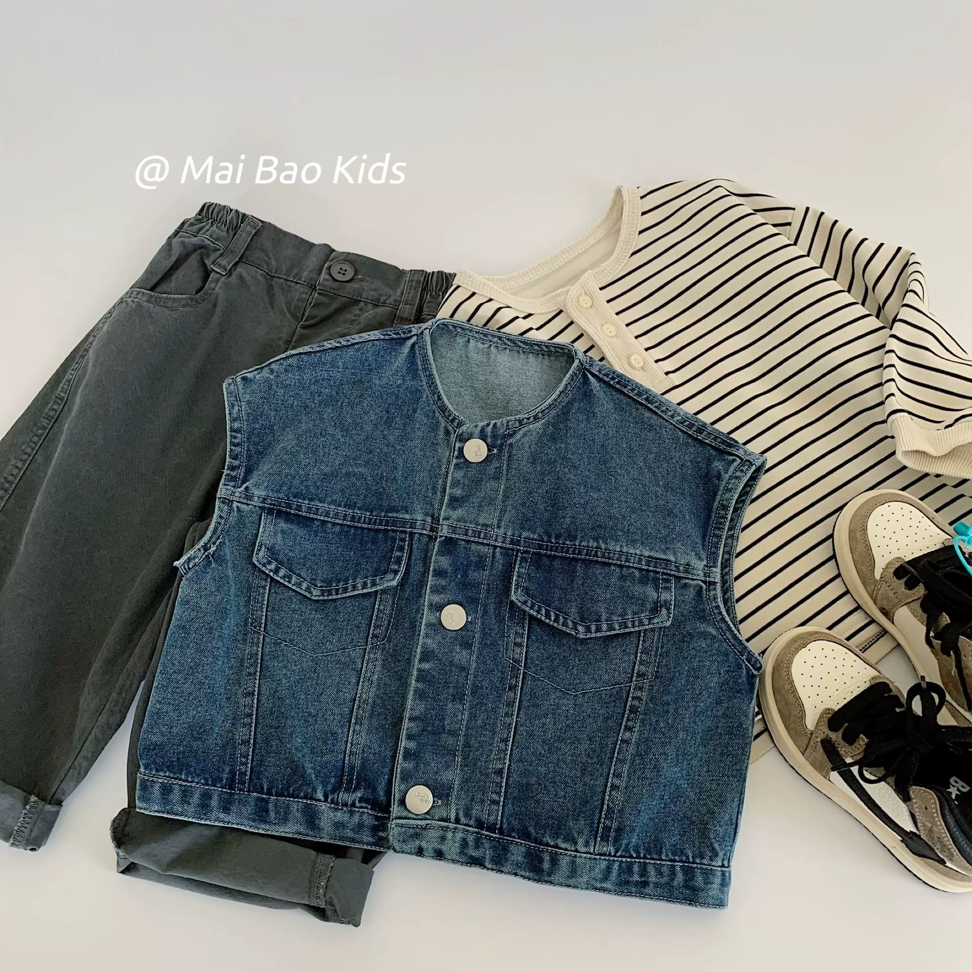 麦宝儿童马甲2025春季牛仔服复古风无袖外套韩版男童百搭牛仔马甲