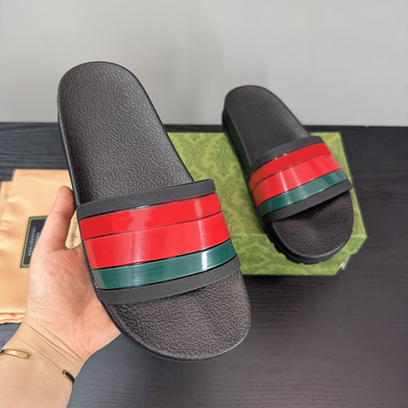 Vietnam Cambodia Belgium high-grade men's rubber slippers summer new fashion brand G letter thick bottom one-word slippers Vietnam Cambodia Belgium high-grade men's rubber slippers summer new fashion brand G letter thick bottom one-word slippers