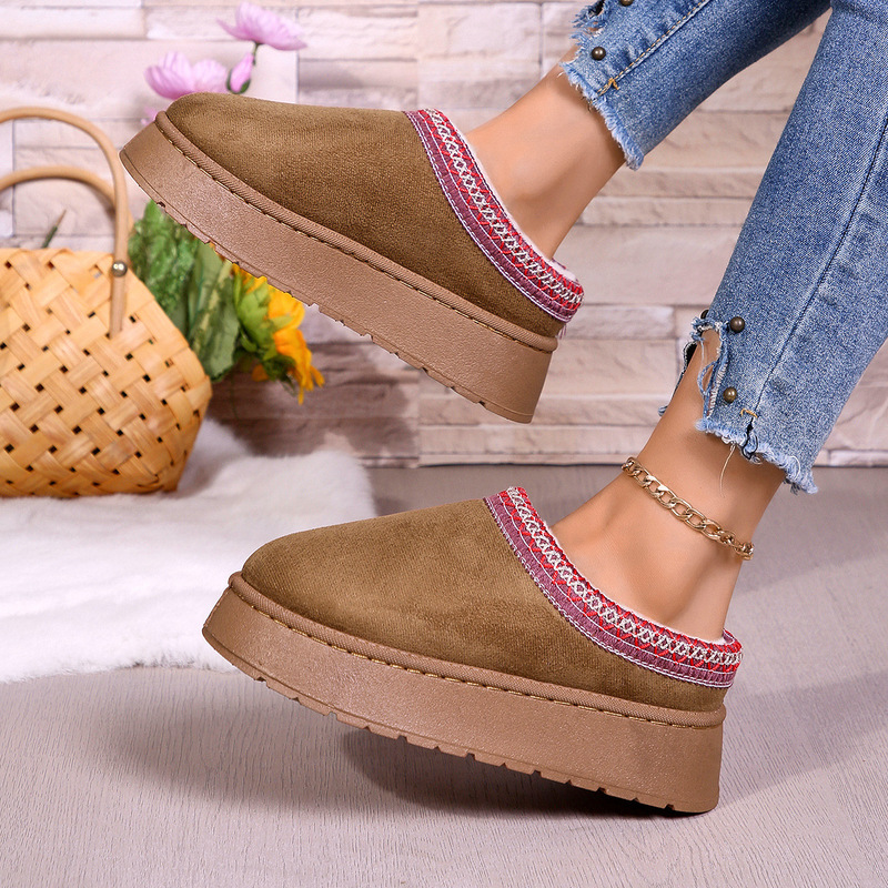 European and American Women's Large Size Snow Boots Winter New Fashion One-Piece Toe-Toe Thick-Soled Slippers Platform Slippers