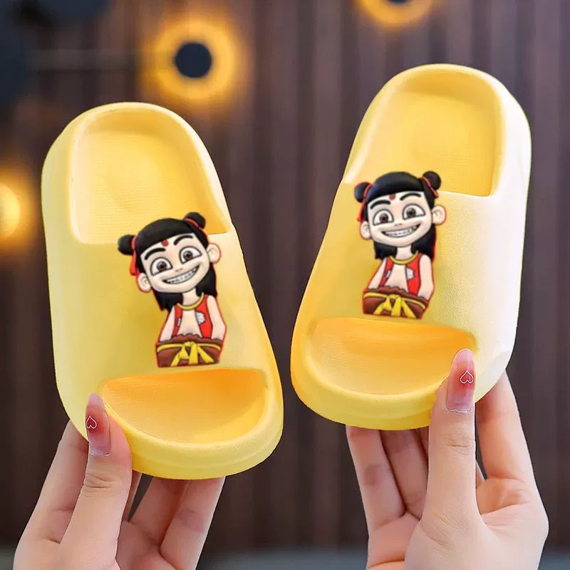 Детские летние мультяшные slippers для мальчиков, нескользящие слайды, семейный стиль, мягкая подошва
