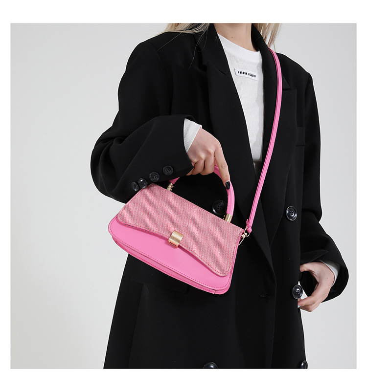 493g Weight Lock clasp Closure Type Single Shoulder Strap, Top Handle Strap Type Crossbody Bag Bags Type Daily Occasion Pu Leather Material Color Block, Solid Color Pattern All Seasons Season Women's Gender Streetwear Style Square Shape Small Size Women's Small Pu Leather Color Block Solid Color Streetwear Square Lock Clasp Crossbody Bag 4