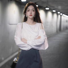 法式小资白色露肩长袖衬衫女早秋2025新款高级感不规则设计感上衣