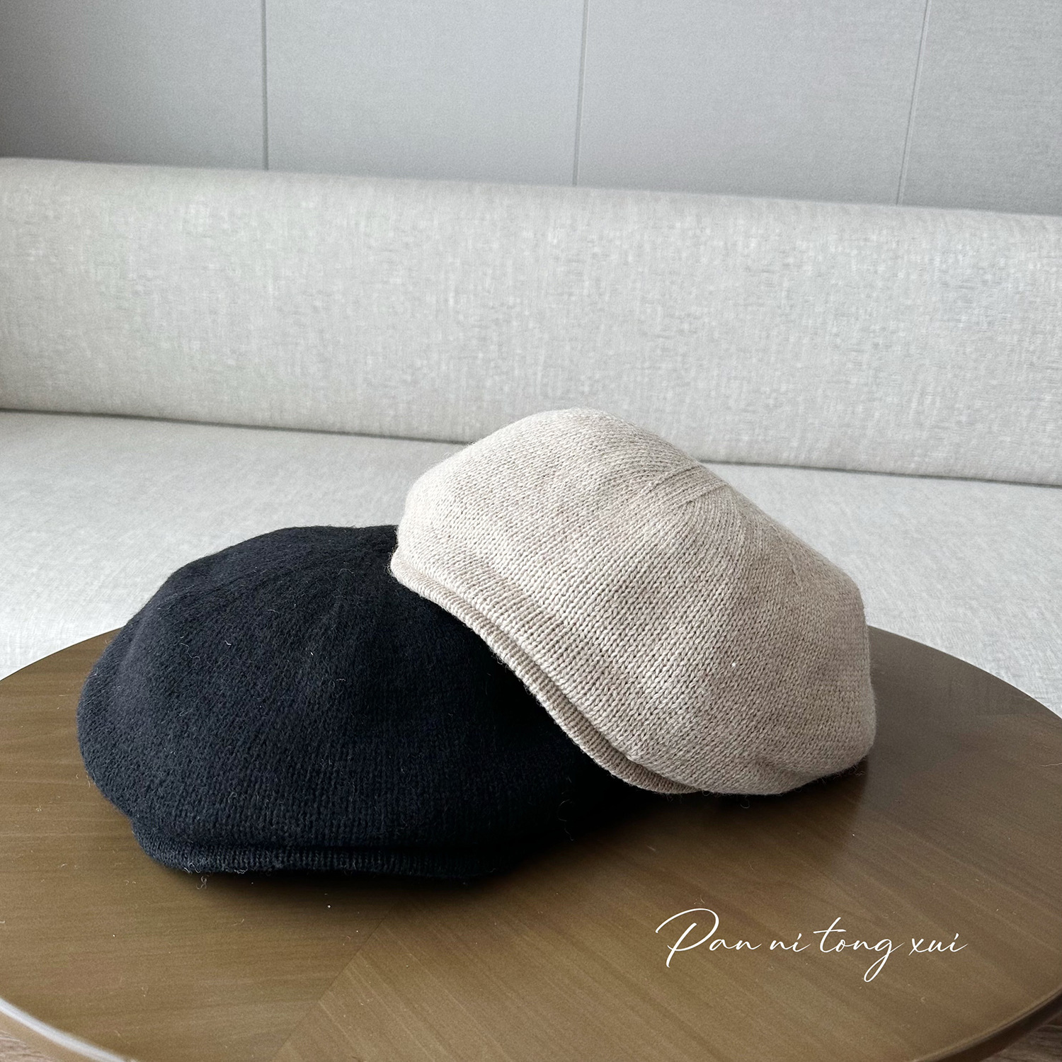 Unisex Solid knit front hat for women Autumn and winter breathable face small artsy retro niche hat winter beret_voghion.com