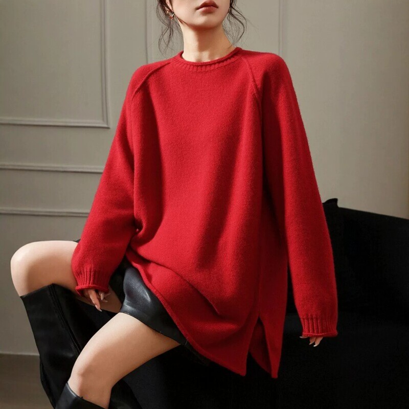 1. Korean-style relaxed round-neck knit sweater for women, oversized with side slits, wool sweater for autumn and winter, slimming and mid-length 1. Korean-style relaxed round-neck knit sweater for women, oversized with side slits, wool sweater for autumn and winter, slimming and mid-length