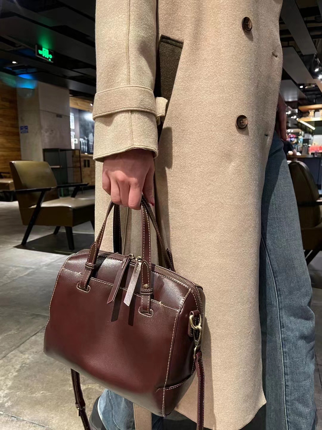 Bolso de cuero curtido vegetal primera capa de piel de vaca gran bolsa de pasta de árbol de cuero retro bolsa de mensajero de moda casual todo-fósforo de cuero suave 775