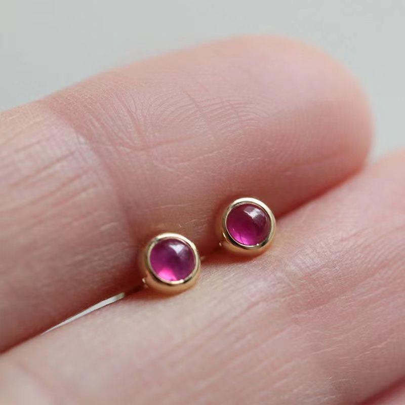 Hypoallergenic Titanium Sleep Stud Earrings For Comfortable Wear_voghion.com