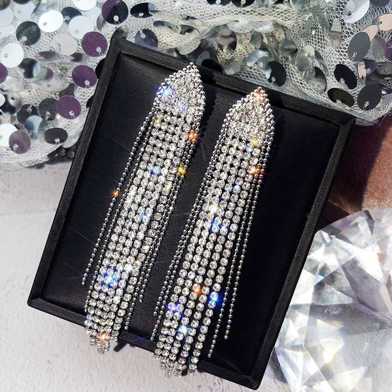 Earrings, European style, crystal‑encrusted diamond‑look, lightweight, multiple designs