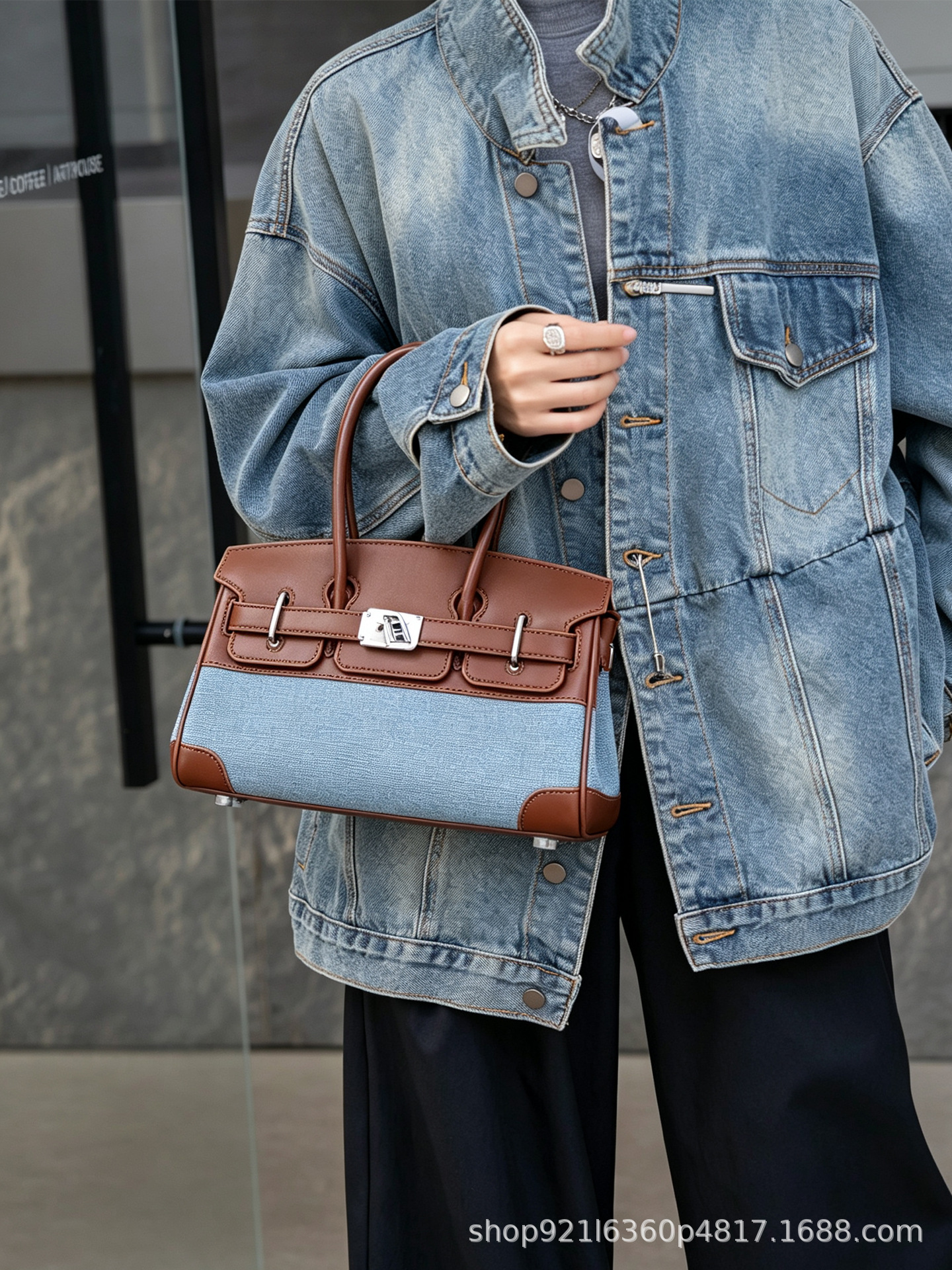 Canvas and leather horizontal platinum bag for women, high-end handbag, large-capacity crossbody bag, niche commuter bag for women, foreign trade