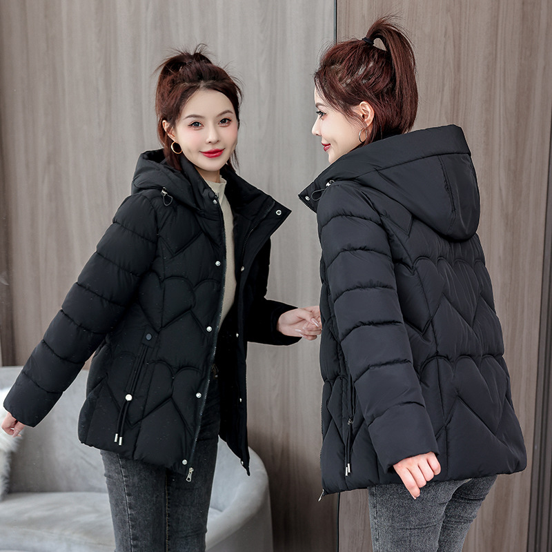 Ropa de algodón de gran tamaño de invierno de mujer 2025, nueva chaqueta de algodón coreana delgada, chaqueta corta con capuzas gruesas, invierno