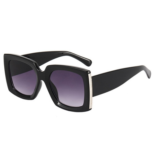 新款大框欧美跨境太阳镜ins热款时尚潮流PC框墨镜女防紫外线眼镜