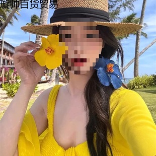 �Շ��г�Ƭ��ɣ���l�AŮ���滨���R��߅�A�ȼ��Lɣ�������^l�