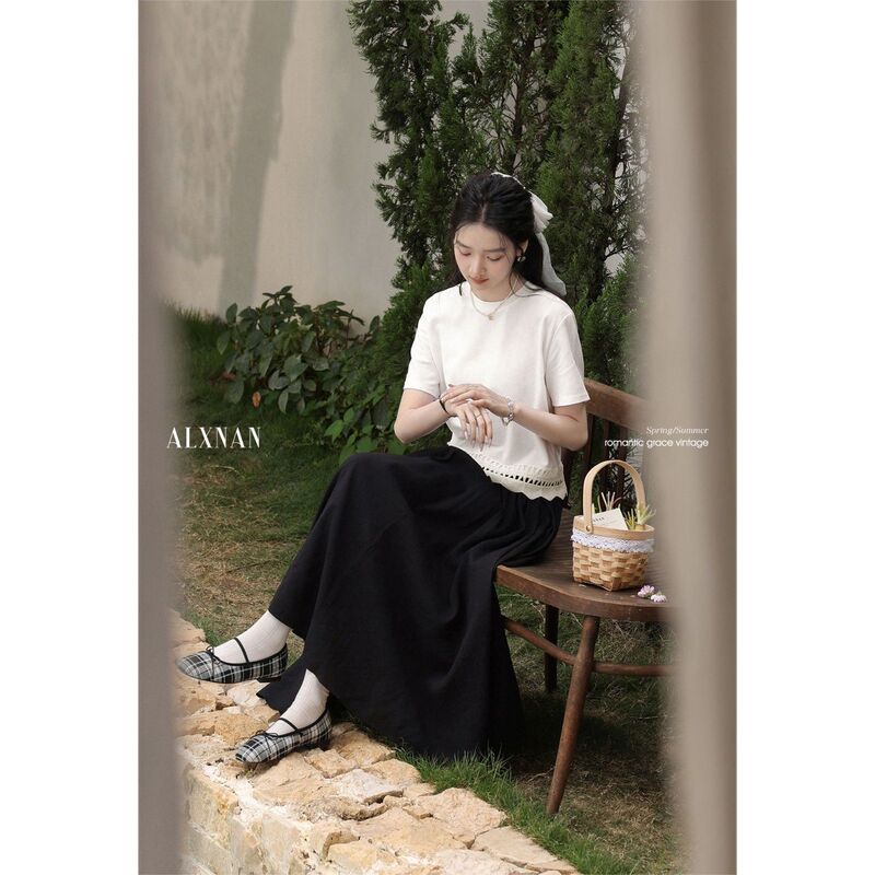 Spring and Autumn Large Size Lace Spliced Short Sleeve Lace 2026 T-Shirt New Loose Bottoming Western Style Unique Chic Top