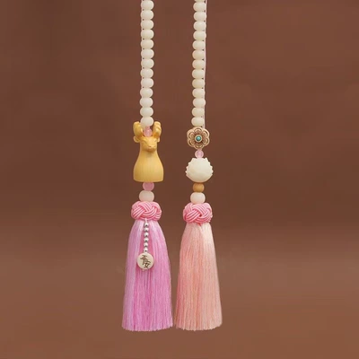 Deer Ornament Car Interior Decoration: Car hanging - deer-head-style-pink-double-tassels
