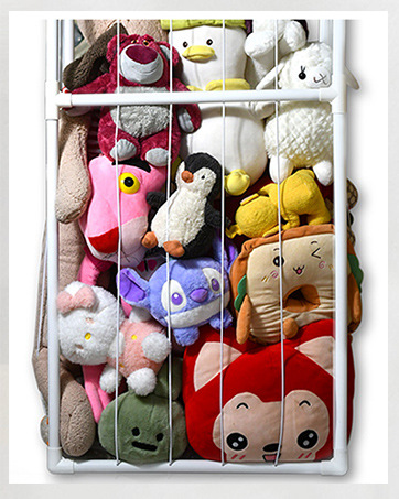 STUFFED ANIMAL ZOO STORAGE