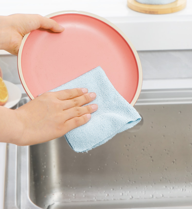 Microfiber Roll Cleaning Cloths For Kitchen Wet And Dry Use_voghion.com