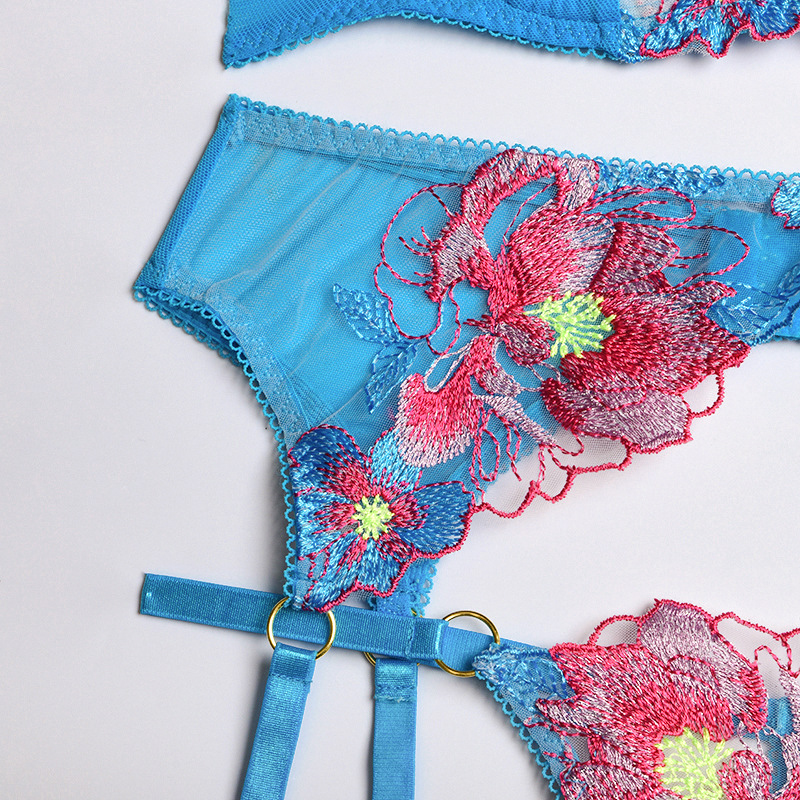 Conjunto de lencería sexy transparente de color sólido con tirantes bordados de flores NSMXF114548