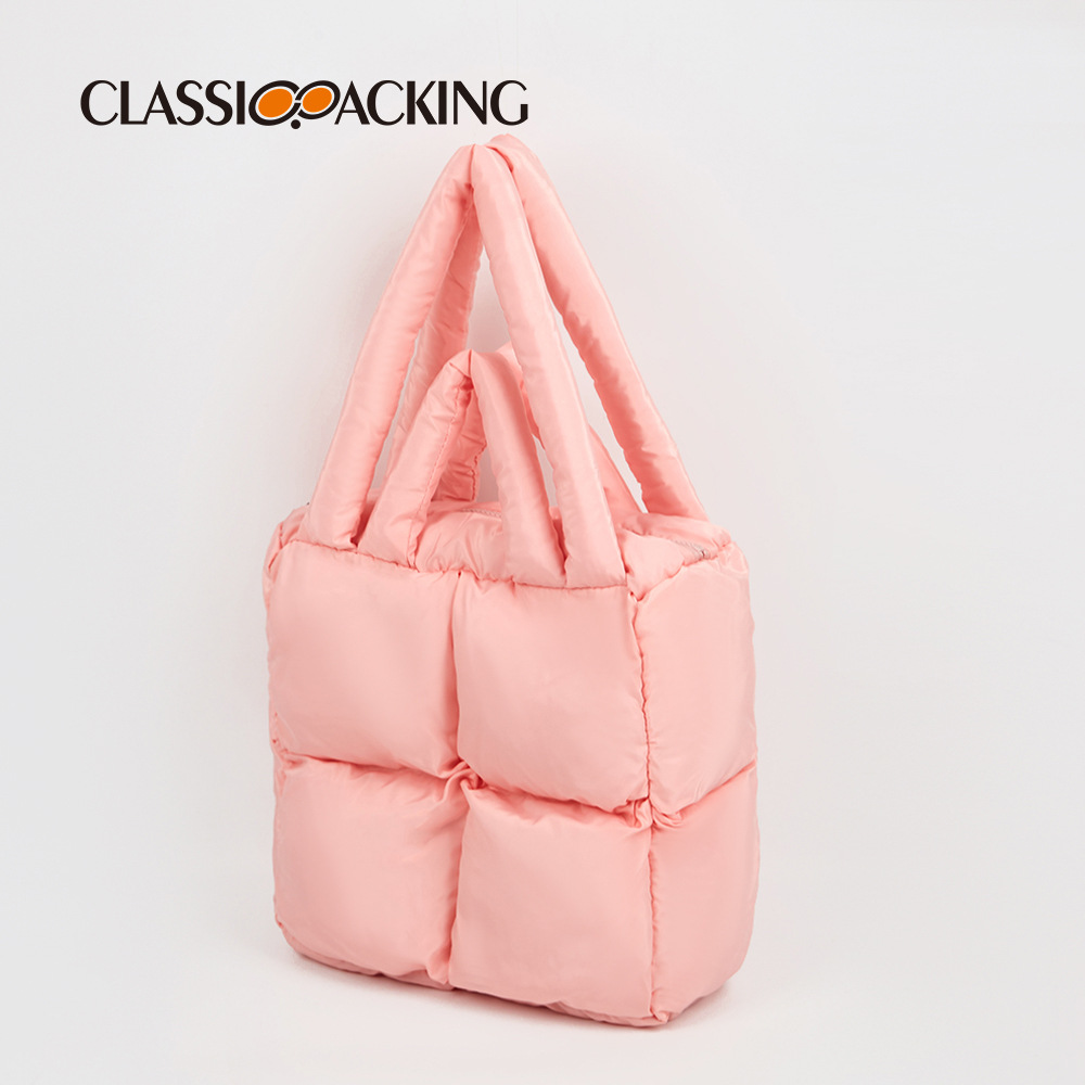 2023 nuevo bolso de otoño e invierno bolso de diseño de nicho bolso de mano lleno de algodón de Corea del Sur bolso de algodón acolchado de alta calidad chaqueta abajo bolsa