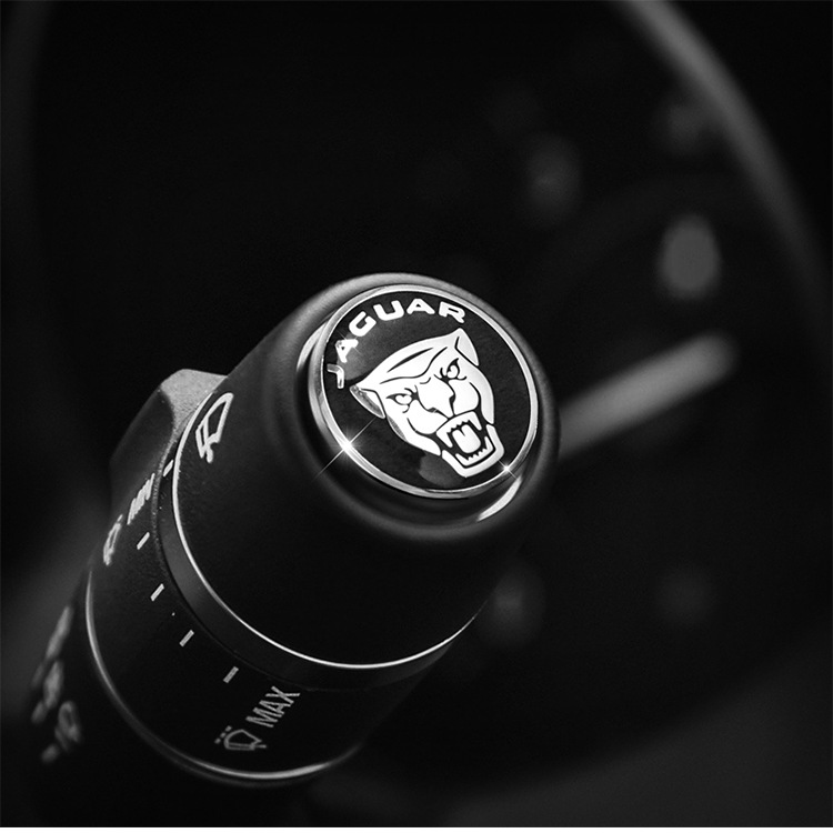 Suitable for Jaguar XF XE XJL XJ F-PACE XFL interior modification central control gear knob cover