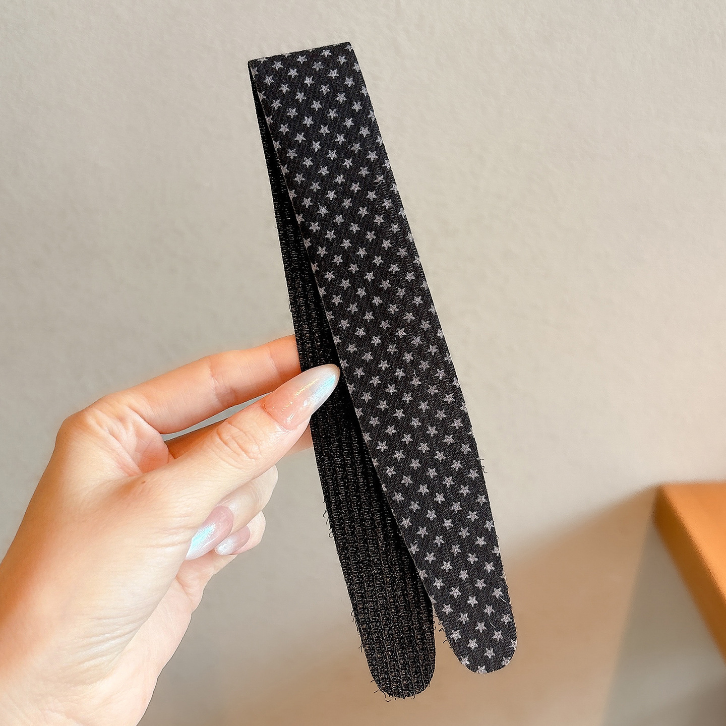 Flor triturada de punto banda de cabello fijación francesa velcro pegatinas para el cabello mujeres no comprimen el cabello lavar la cara banda de cabello tocado