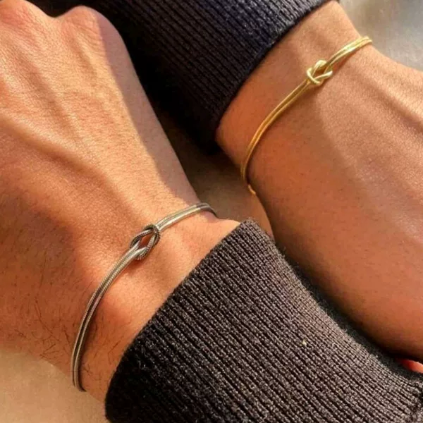 European and American cross-border bestseller stainless steel knotted couple's bracelet accessory, non-fading, Valentine's Day simple and elegant hand jewelry