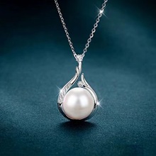 水滴项链女网红爆款气质百搭锁骨链小众设计感仿珍珠吊坠饰品批发