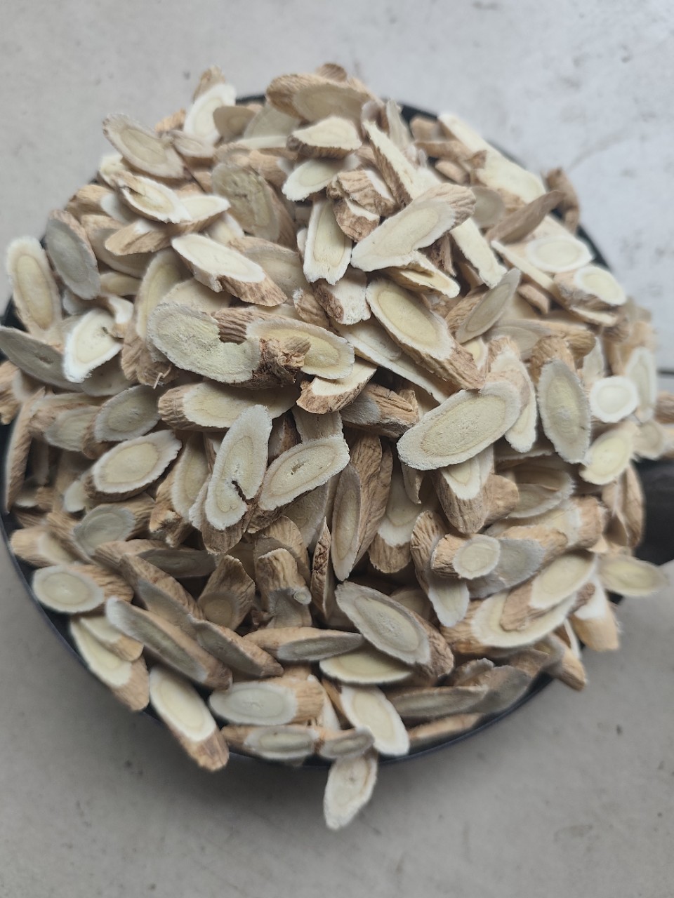 Astragalus Root Slices Huang Qi 斜片 500g Premium Cut Dried Herb for Decoction and Tea specifications