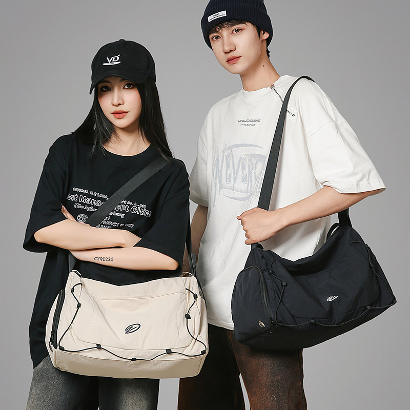 Bolsa de viaje de gran capacidad de verano 2025 nuevo viaje corto de acondicionamiento físico viaje de negocios bolsa de mano impermeable