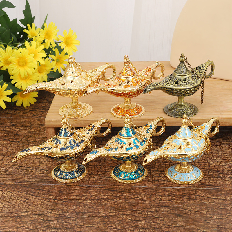 Manufacturer Wholesale Aladdin's Magic Lamp New Small Size 12*6.8 Metal Wishing Lamp Ornaments Retro European Crafts Manufacturer Wholesale Aladdin's Magic Lamp New Small Size 12*6.8 Metal Wishing Lamp Ornaments Retro European Crafts