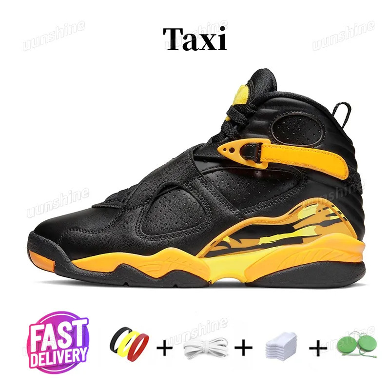 In-Stock Personalized Red Buckle High-Top Basketball Shoes with Lychee Grain Leather Upper, Trendy Style for Daily Commuting, Couple's Shoes In-Stock Personalized Red Buckle High-Top Basketball Shoes with Lychee Grain Leather Upper, Trendy Style for Daily Commuting, Couple's Shoes
