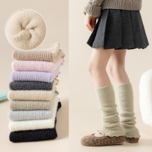 �ﶬ�¿�Ůͯ�Ѷ��m�׼�ɫ��ë��ů��ͯС���oϥ��ɫ�n��С���m��