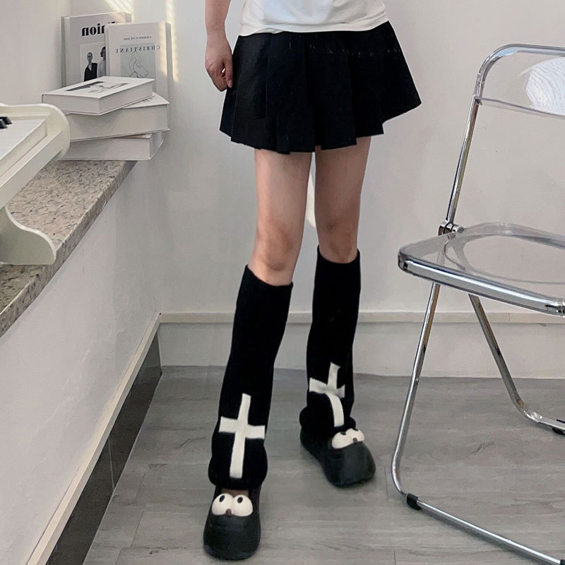 Women's Casual Solid Color Polyacrylonitrile Fiber Rib-knit Over The Knee Socks A Pair display picture 2