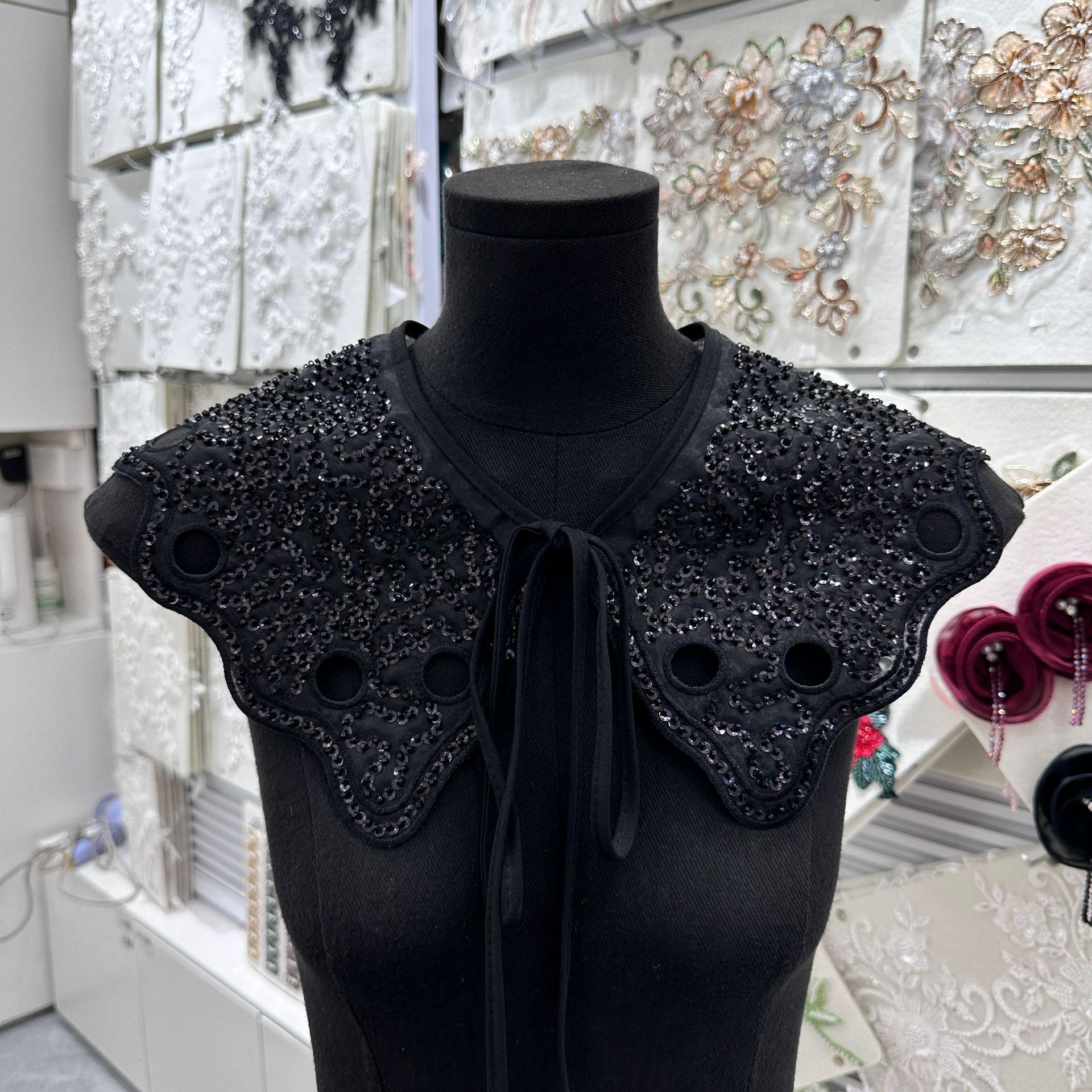 66570 검정색 자동차 스트립