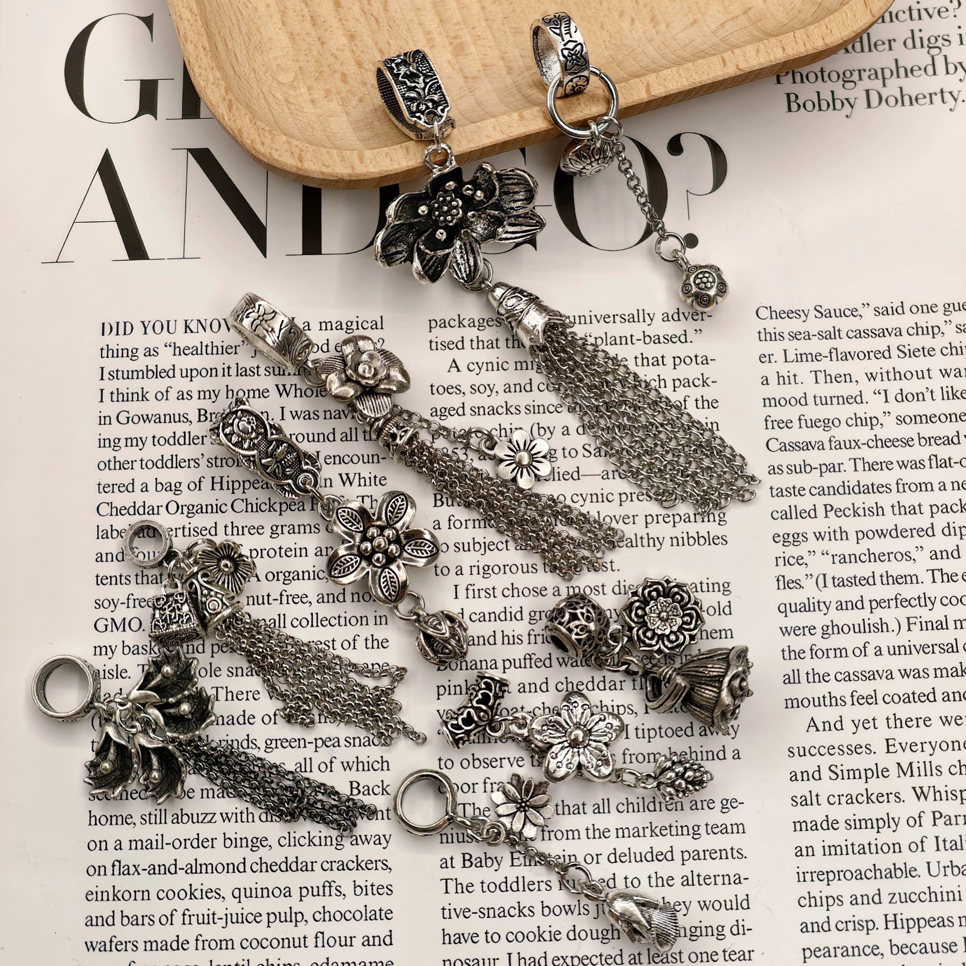 Vintage distressed alloy flower tassel pendant bead DIY crystal bracelet accessory pendant handmade accessory