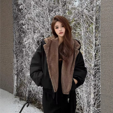 厂家直销25秋冬慵懒风仿水貂毛外套女短款两面穿加厚保暖连帽棉服