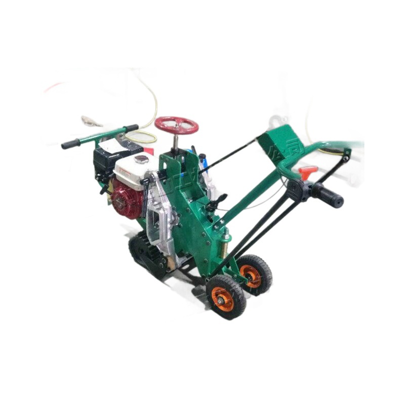 máquina de rascunar tipo empujado a mano pequeña máquina de trasplante de césped de gasolina de 9 caballos de fuerza equipo de trasplante de césped automático de rodillos anchos