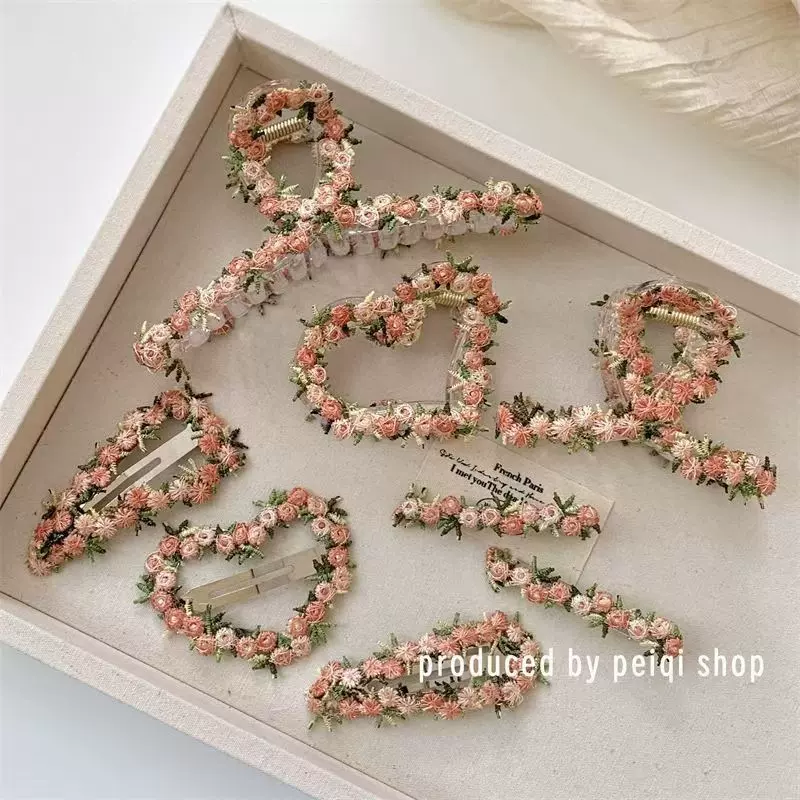 桃粉色三角发夹女2025年春新款小清新盘发小碎花鲨鱼夹发饰夹子