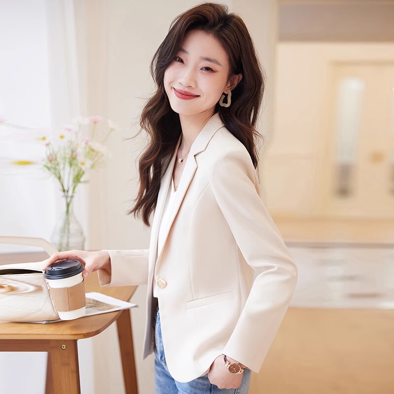 creamy-white Small Suit Jacket Women's 2024 New Spring and Autumn Women's Slim-fit Short Casual Suit Autumn and Winter